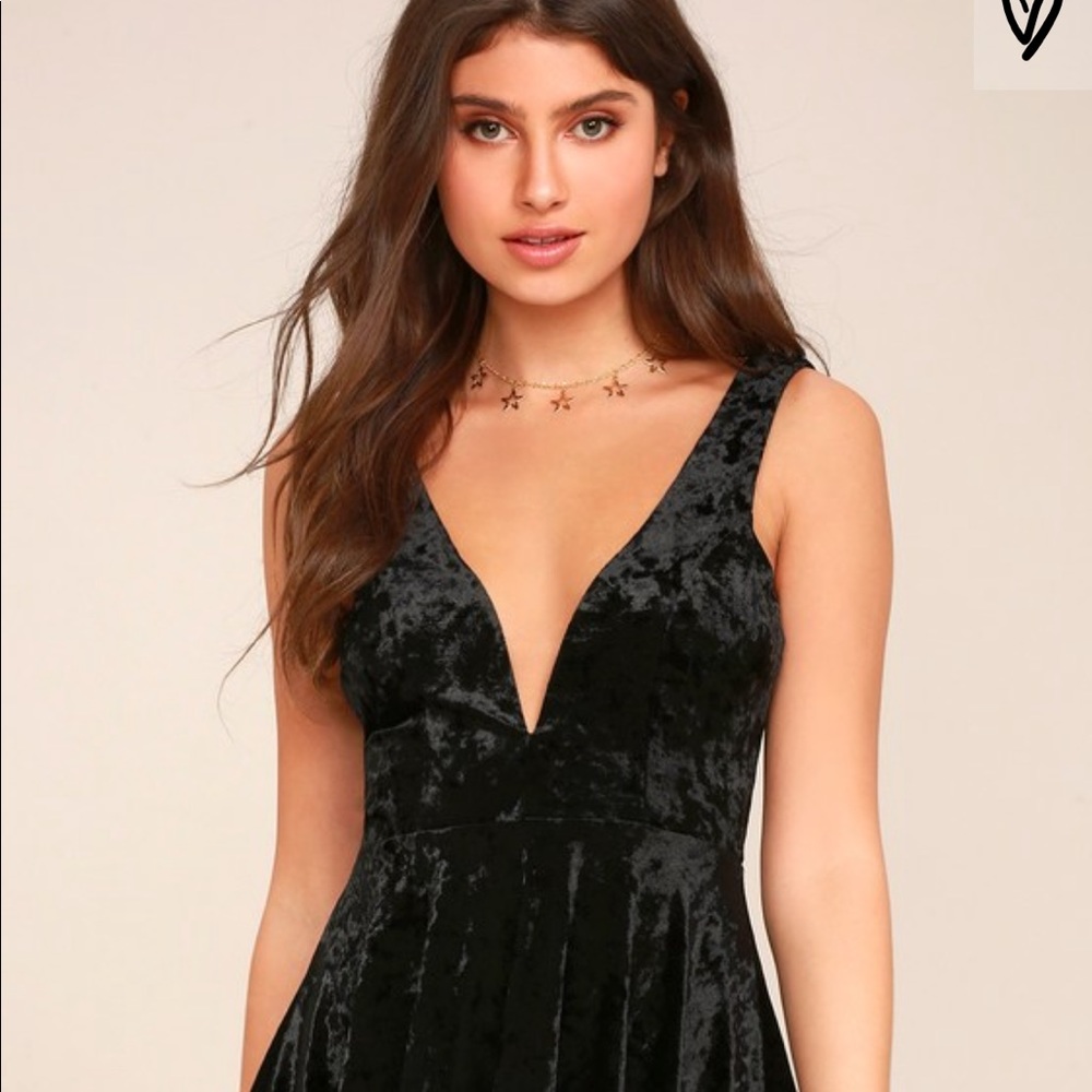 Night Black Velvet Backless Skater Dress